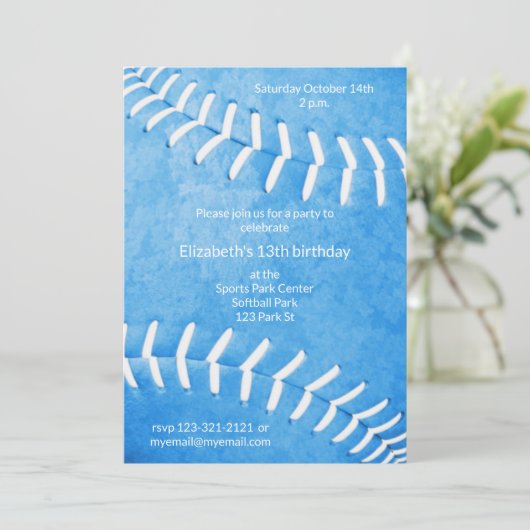 Mädchenblauer Geburtstag oder Party Einladung (Stehend Vorderseite)