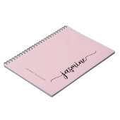 Mädchenhaft errötendes Rosa modernes Schriftmonogr Notizblock (Linke Seite)