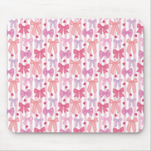 Mädchenhafte Pastell-Schleifen und Streifen Mousepad
