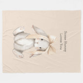 Mädchenhafter Pfirsich-Bogen Some Bunny liebt dich Fleecedecke (Vorderseite (Horizontal))