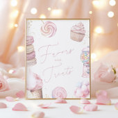 Mädchenjunge mit rosa Bonbons und Leckereien Table Poster
