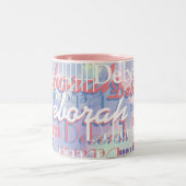 Mädchenname-Muster pink Zweifarbige Tasse (Mittel)