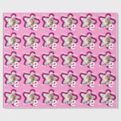 Mädchennamensalter fügt Ihrem Foto ein rosa Sternm Geschenkpapier (Flach)