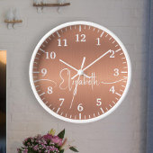Mädchenpinsel aus Kupfer Metal, weißer Monogramm N Uhr