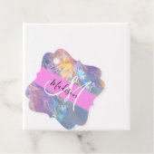 Mädchenrosa Holografisch Iridescent Monogram Name Geschenkanhänger (Beispiel)