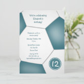 Mädchensport aquamarine Fußball-Geburtstagsfeier Einladung (Stehend Vorderseite)