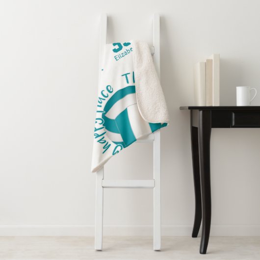 Mädchenvolleyballplatz aquamarin grau sherpadecke (Beispiel)