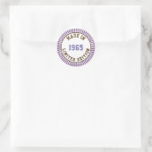 Made in 1965 runder aufkleber (Tasche)