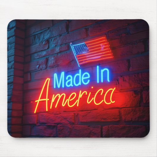 Made in America Neon Sign on Brick Mousepad (Vorne)