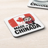 Made in Chinada Panda - Chinese Canadian Getränkeuntersetzer (Linke Seite)