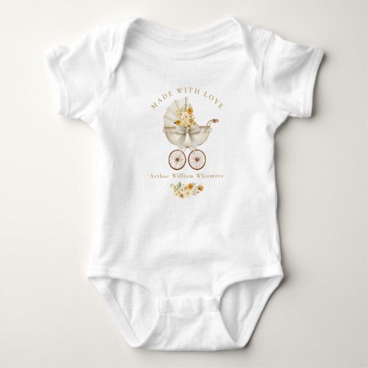 Made With Love Sage Green Baby Bodysuit Baby Strampler (Vorderseite)