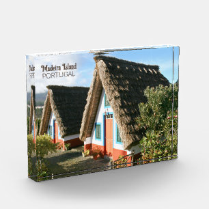Madeira Island Foto mit typischen Häusern, Portuga