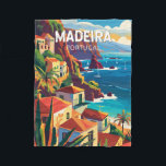 Madeira Portugal Reisen Art Vintag Fleecedecke<br><div class="desc">Madeira Retrovektor-Reisedesign. Madeira,  eine autonome Region Portugals,  ist ein Archipel mit vier Inseln vor der Nordwestküste Afrikas. Es ist bekannt für seinen berühmten Wein und das warme,  subtropische Klima.</div>