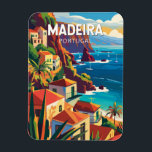 Madeira Portugal Reisen Art Vintag Magnet<br><div class="desc">Madeira Retrovektor-Reisedesign. Madeira,  eine autonome Region Portugals,  ist ein Archipel mit vier Inseln vor der Nordwestküste Afrikas. Es ist bekannt für seinen berühmten Wein und das warme,  subtropische Klima.</div>