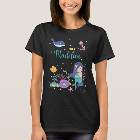 Madeline Name Gift Personalisiert Mermaid T-Shirt (Vorderseite)
