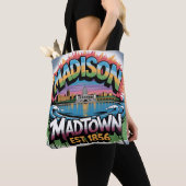 Madison Graffiti Skyline Mural Street Art Design Tasche (Von Nahem)