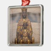 Madonna mit dem Montserrat Ornament Aus Metall (Links)