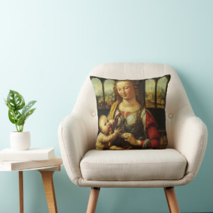 Madonna mit der Nelke von Leonardo da Vinci Kissen