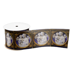 MADONNA MIT KIND SATINBAND