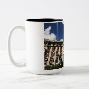 Madrid — Edificio Metrópolis Mug Zweifarbige Tasse