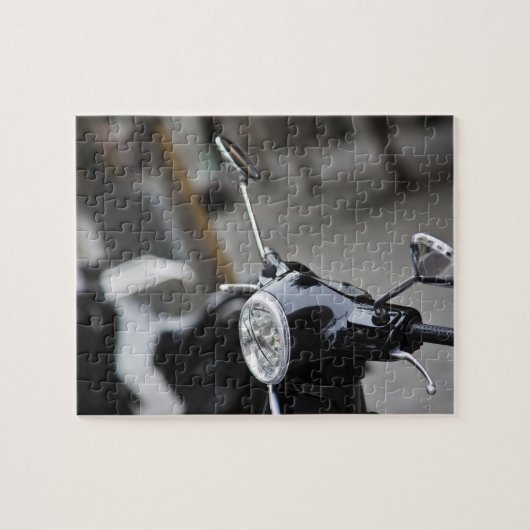 Madrid, schwarzer Vespa-Roller Puzzle (Horizontal)