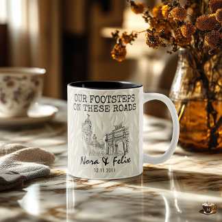 Madrid skyline couple — beige leaf background zweifarbige tasse