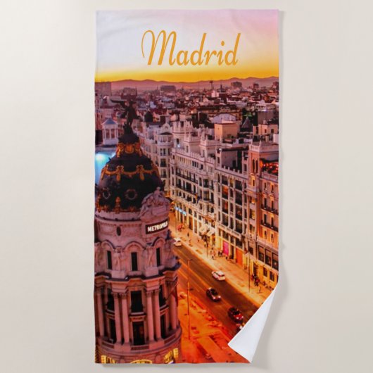 Madrid Spanien Hauptstadt Skyline Strandtuch (Vorderseite)