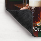 Maeve im Emerald Corset Irish Pub St. Patrick's Da Mousepad (Ecke)