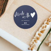 Mag mit Liebe Skript minimalistisch Marine blau Runder Aufkleber