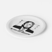 MAGA angegeben Pappteller (Schrägansicht)