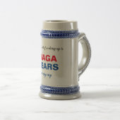 MAGA tränt 2020 Biden Trump-Tasse Bierglas (VorderseiteRechts)