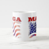 MAGA-US Flagge mit halbem Text Jumbo-Tasse (Vorderseite)