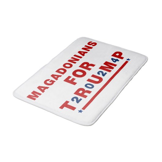 Magadonianer für Trump 2024 Red Blue Star Badematte (Schrägansicht)