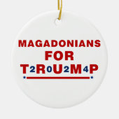 Magadonianer für Trump 2024 Red Blue Star Keramik Ornament (Vorne)