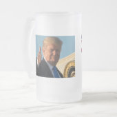 Maganomics Trump 2024 Mattglas Bierglas (Vorderseite Links)
