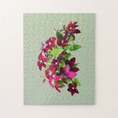 Magenta Clematis mit Wein Puzzle (Vertikal)
