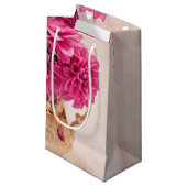 Magenta Dahlias Kleine Geschenktüte (Vorderseite Schrägansicht)