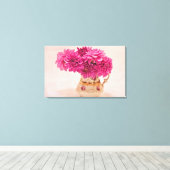 Magenta Dahlias Leinwanddruck (Insitu (Holzboden))