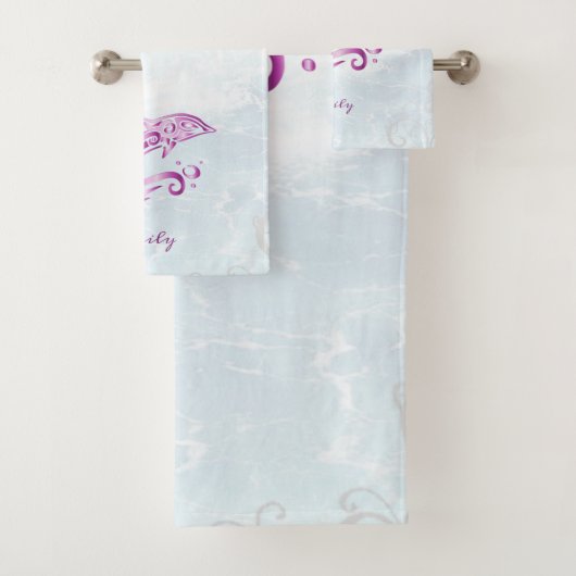 Magenta Dolphin Personalisiert Badhandtuch Set (Insitu)