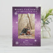 Magenta Glitzer Snowflakes Holiday Foto Karte (Stehend Vorderseite)