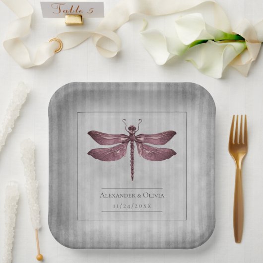 Magenta Jeweled Dragonfly Wedding Pappteller (Hochzeit)