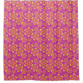 Magenta Lila Yellow Groovy Blume Pattern Duschvorhang (Vorderseite)