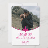 Magenta Lilie Foto Save the Date Ankündigung (Vorderseite)