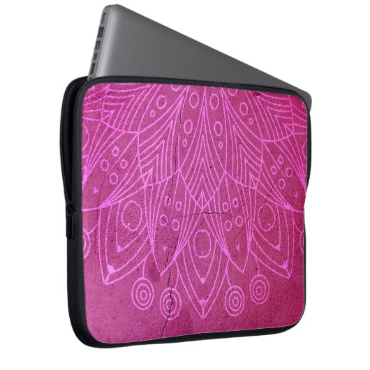 Magenta Mandala Zen Rustikaler Geist des Körpers Laptopschutzhülle (Vorne Rechts)