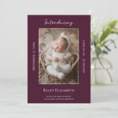 Magenta Modernes Foto Geburtserklärung Ankündigung (Stehend Vorderseite)