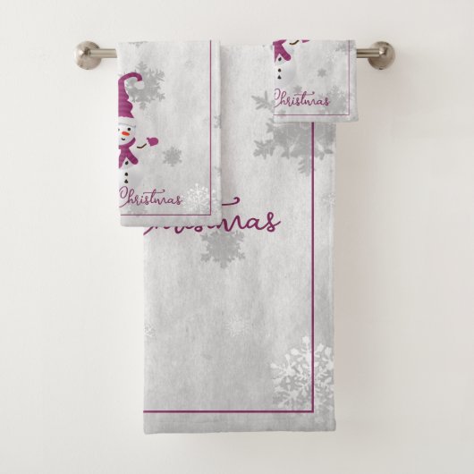 Magenta Niedlich Snowman Holiday Towel Set (Insitu)