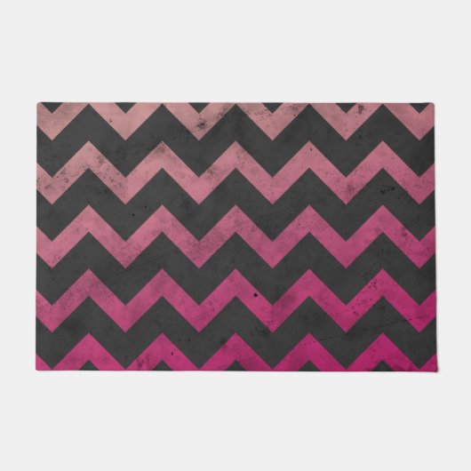 Magenta rosa Ober dunkelgrau Zickzack Muster Fußmatte (Vorderseite)