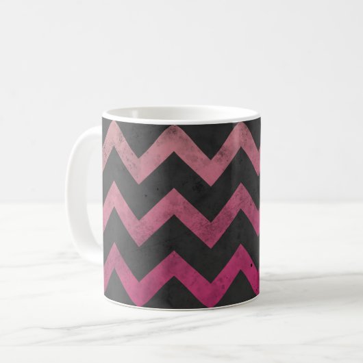 Magenta rosa Ober dunkelgrau Zickzack Muster Kaffeetasse (Vorderseite Links)