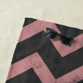 Magenta rosa Ober dunkelgrau Zickzack Muster Strandtuch (Beispiel)