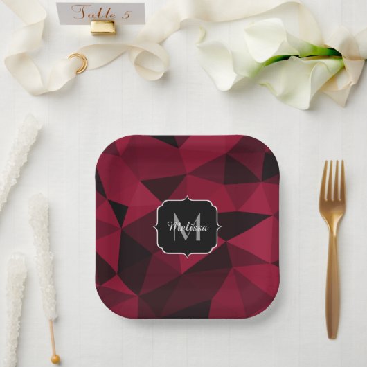 Magenta rosa Schwarz Geometrie Muster Monogram Pappteller (Hochzeit)